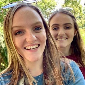 Meet your Posher, Abby